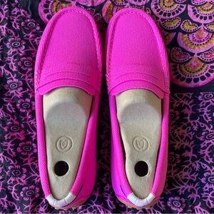 Rothy’s Driver in Dragonfruit size 7.5